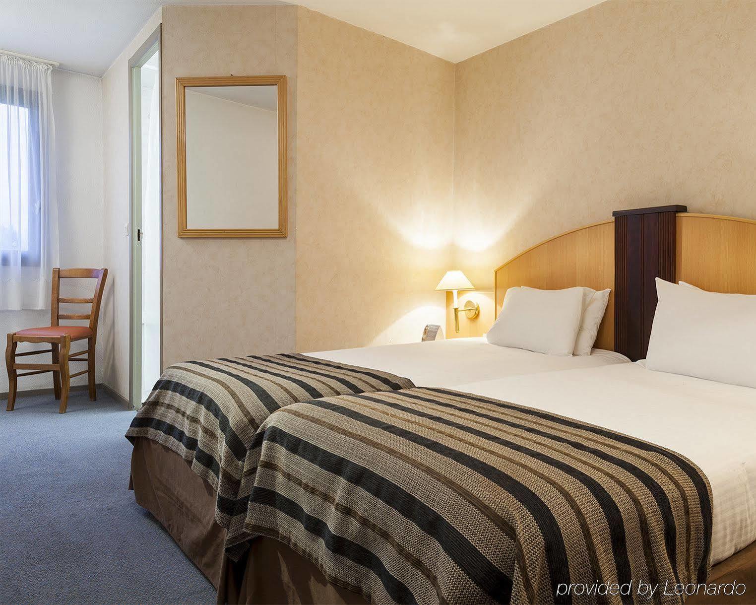 B&B Hotel Brétigny-sur-Orge Екстериор снимка