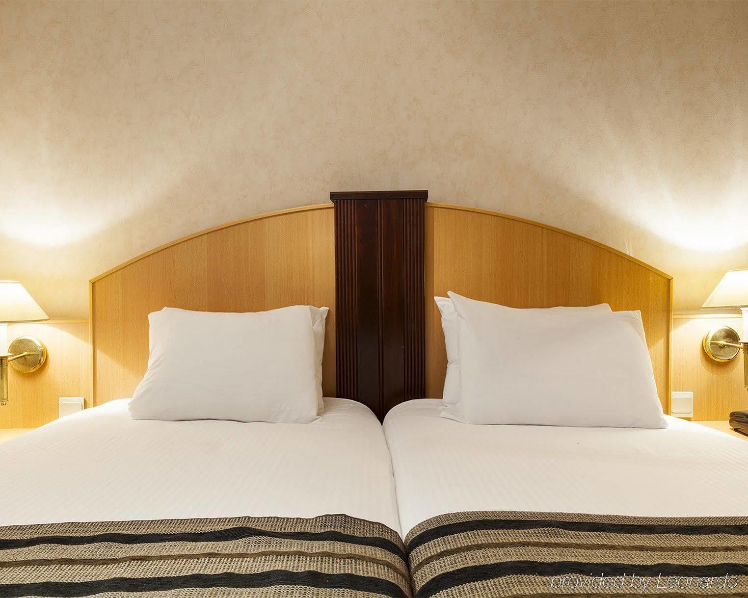 B&B Hotel Brétigny-sur-Orge Екстериор снимка