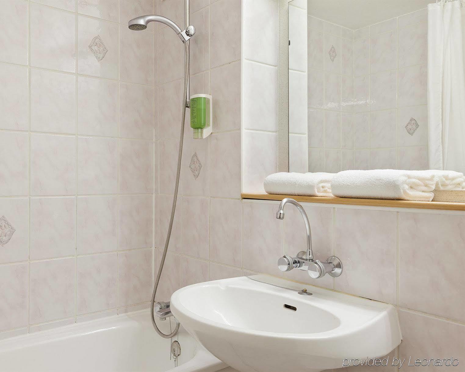 B&B Hotel Brétigny-sur-Orge Екстериор снимка